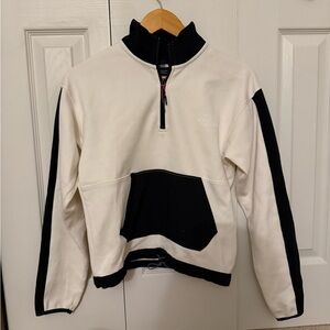 North Face Women’s TNF™ Tech Pullover